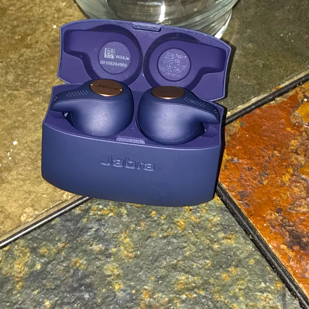 Jabra elite 65t earbuds